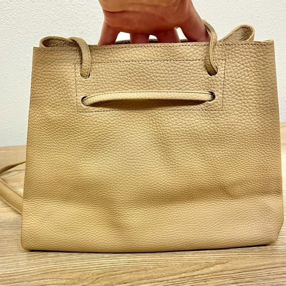 8 OTHER‎ REASONS Vegan Leather Slouchy Bucket Bag - Picture 8 of 10